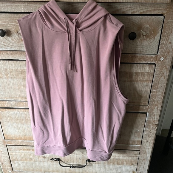 Lululemon Stronger As One Sleeveless Hoodie, Vintage Mauve, Size L - Picture 4 of 11